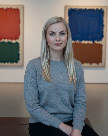 Kristīne, 29, Latvian woman from Daugavpils at the Mark Rothko Art Centre with a serene expression